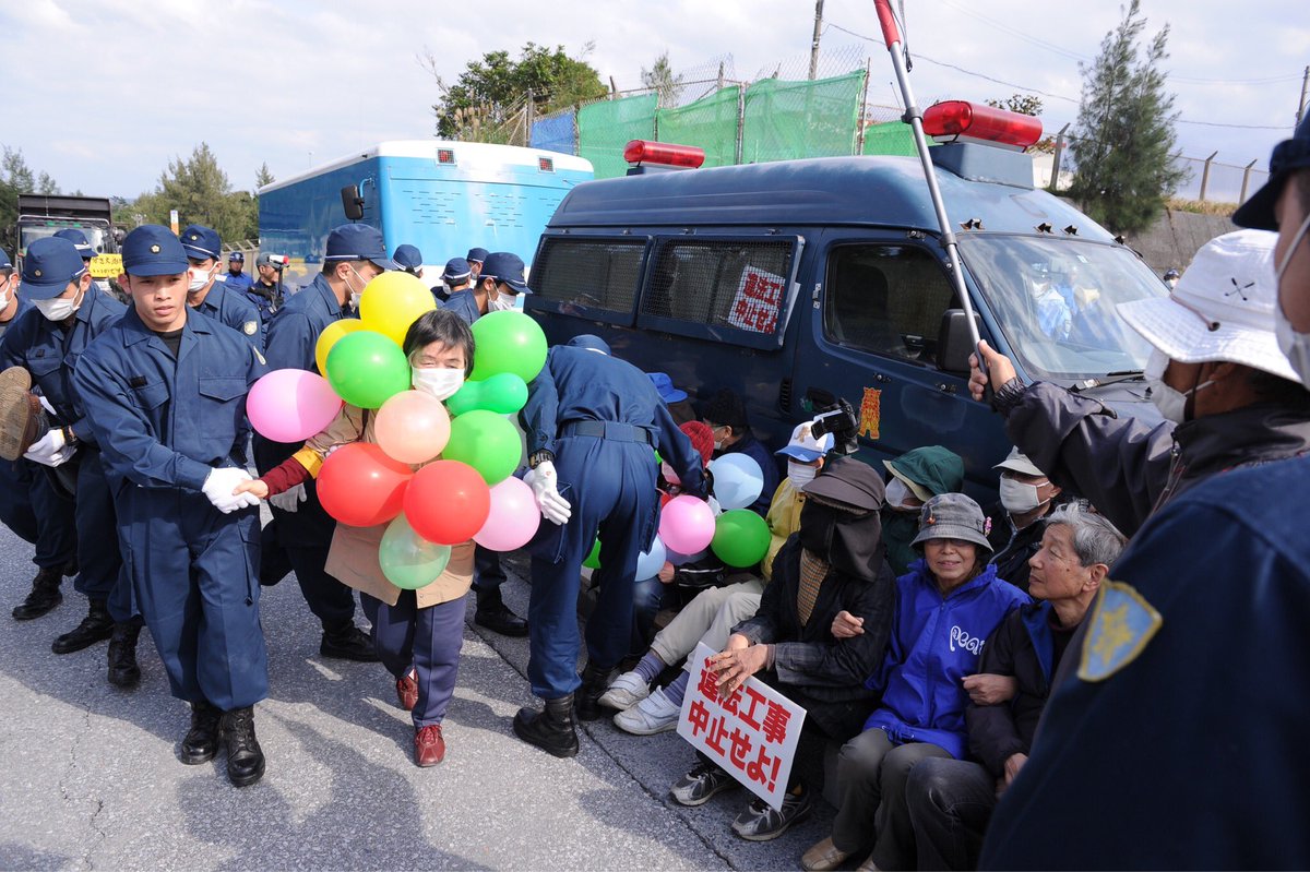 懲りない沖縄左翼！工事車両の前に立ちふさがって逮捕された女性、昨年の６月にも逮捕されていた！